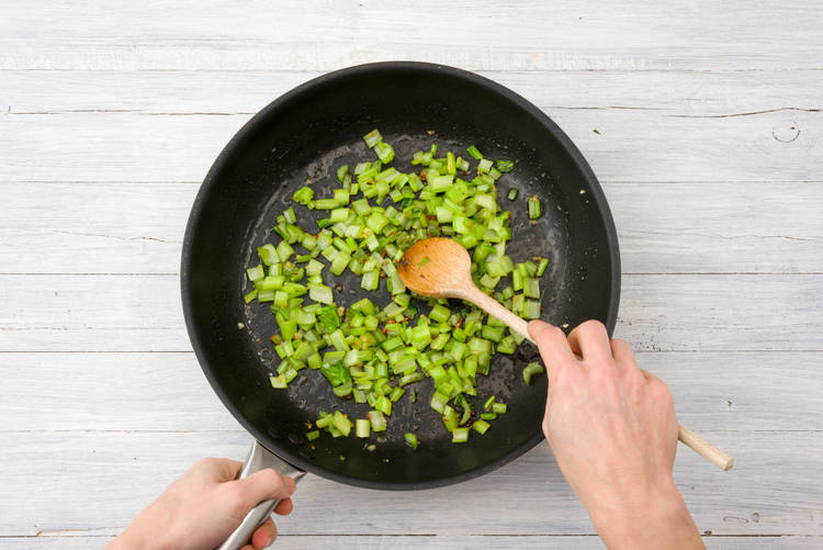 Fruit de knoflook en rode peper.