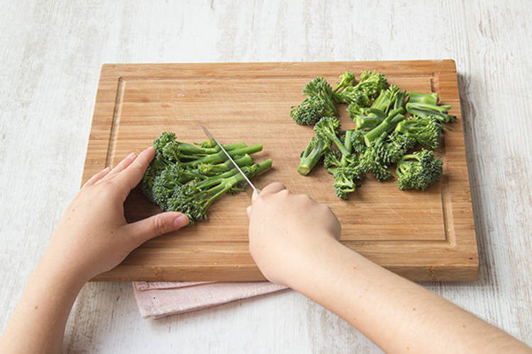 Prepare the broccolini