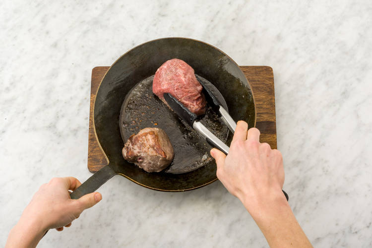 Steak braten