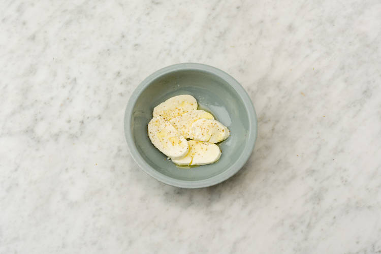 Mozzarella marinieren
