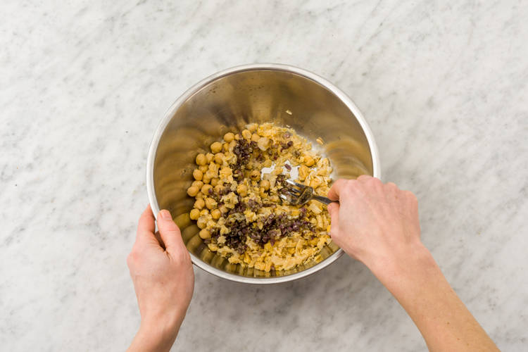 Mash the chickpeas & onion