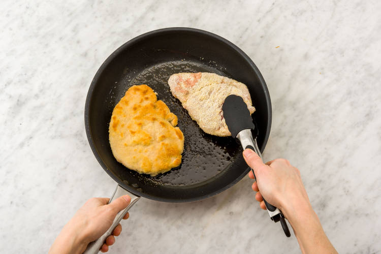 Schnitzel braten