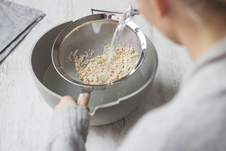 Rinse the quinoa