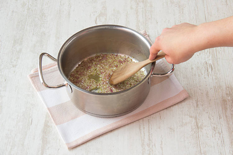 Cook the onion