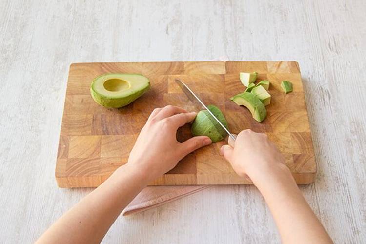 Make the avocado salsa