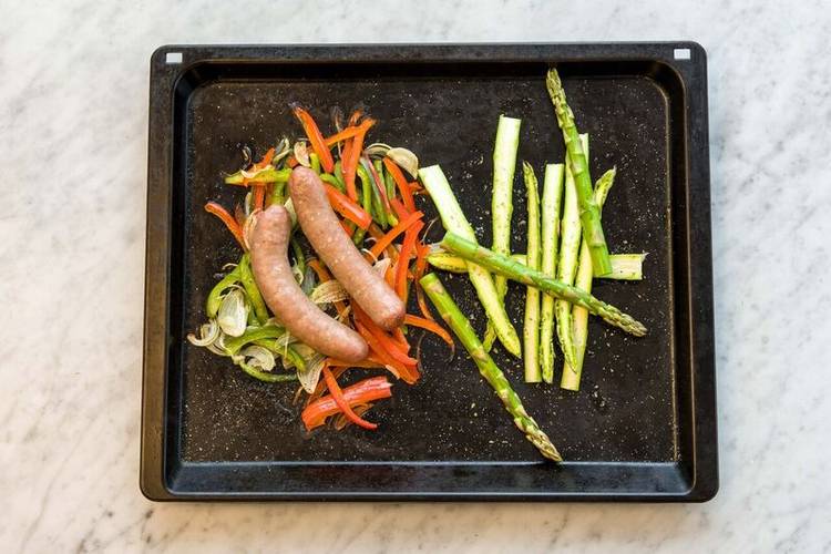 Broil the asparagus