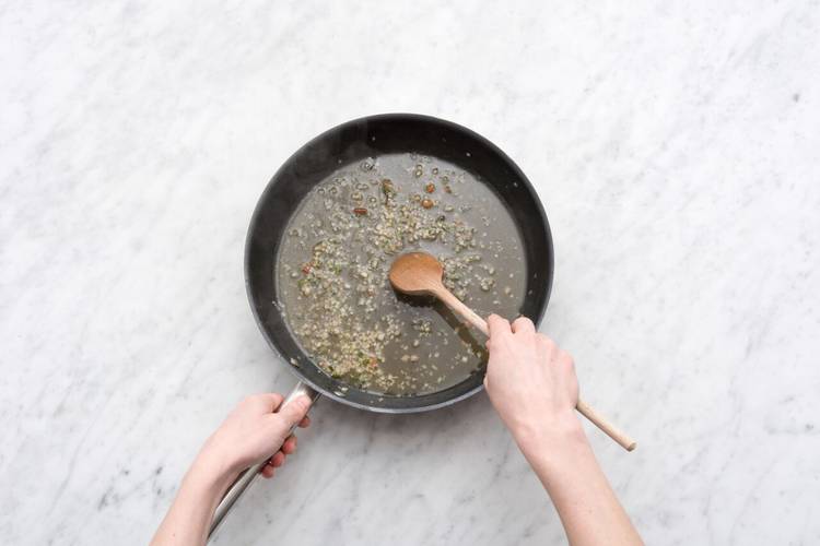Make the mushroom ragout