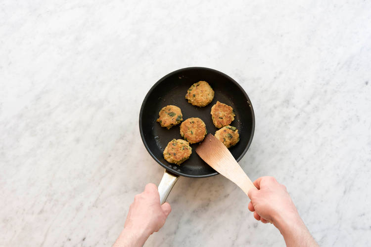 Falafel anbraten
