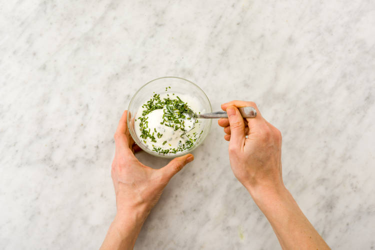 Mix the mint with the yoghurt
