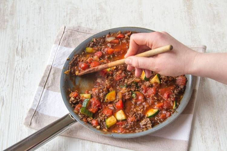 Finish the ragu