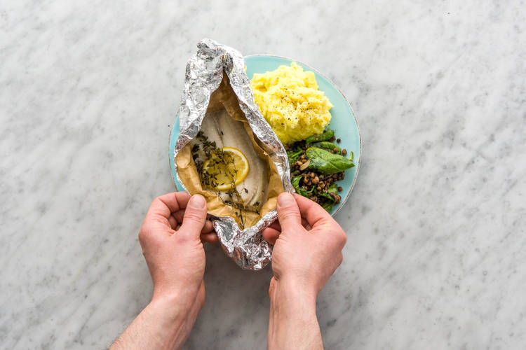 Serve your delicious papillotes