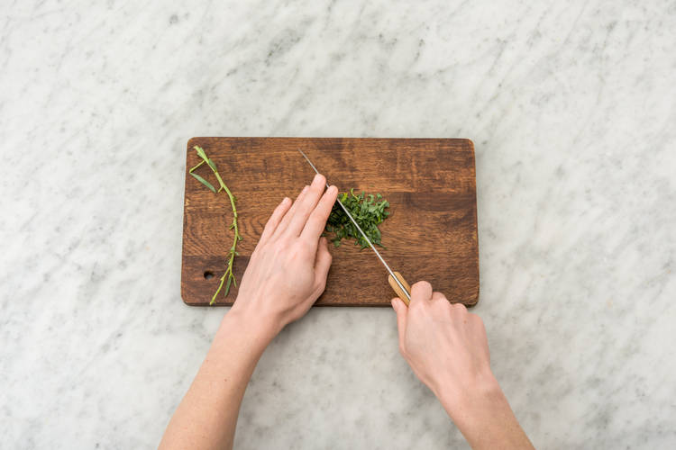Chop the tarragon leaves
