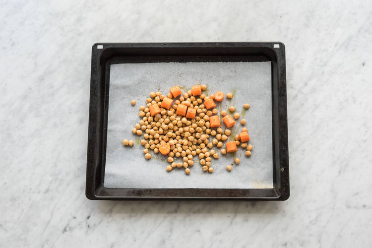 Prepare the carrot & chickpeas