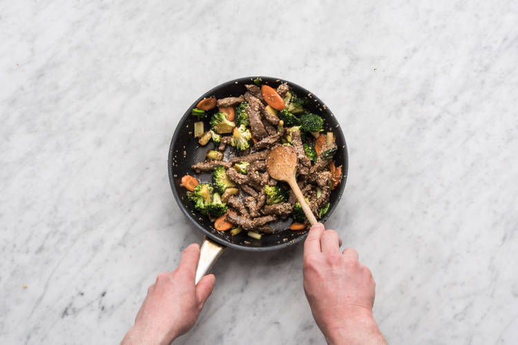Stir fry the beef & veggies