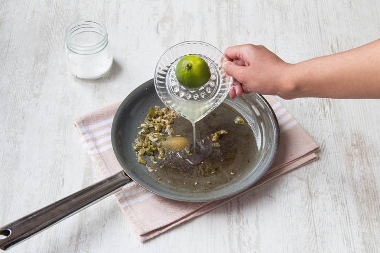 Make the garlic-green onion dressing