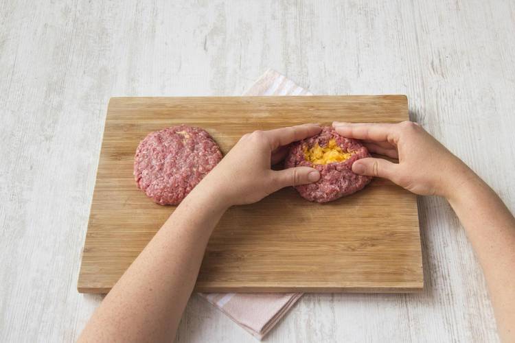 Assemble the burgers