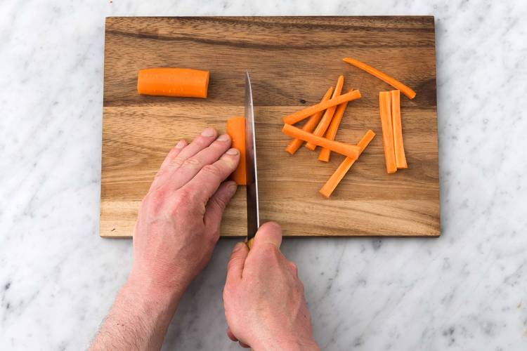 Prepare the carrot