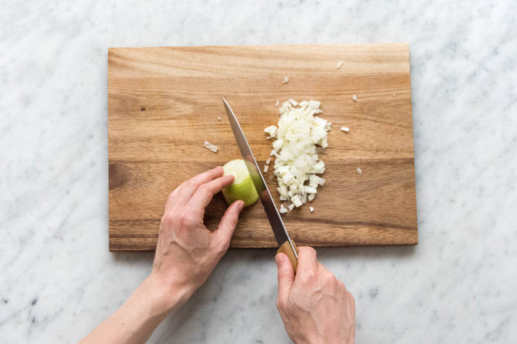 Zwiebel zerkleinern