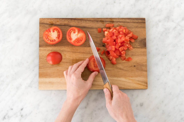 Tomaten schneiden
