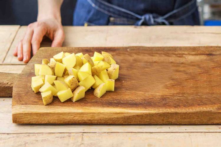 Part boil potatoes.