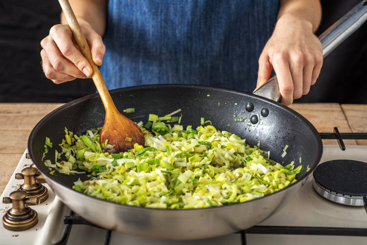 Simmer the Leek