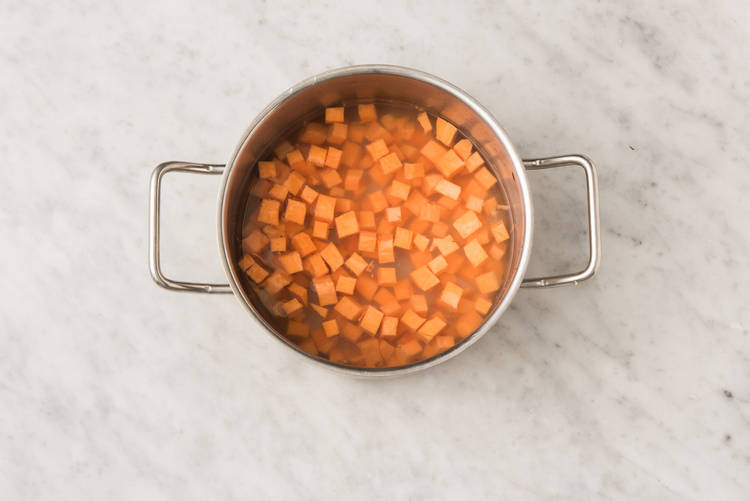 BOIL SWEET POTATOES