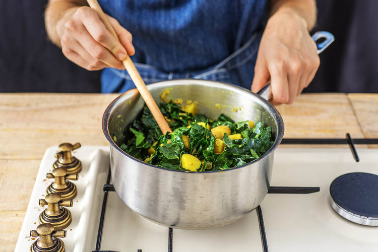 Finish the Sag Aloo