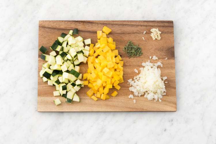 Prepare veggies.