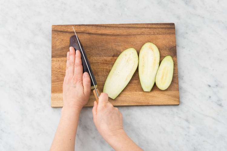 Auberginen vorbereiten