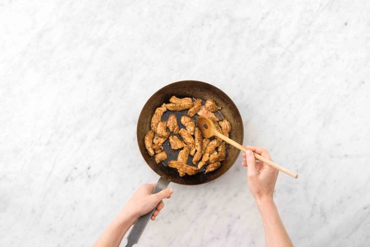 Faire brunir l'émincé de filet de porc