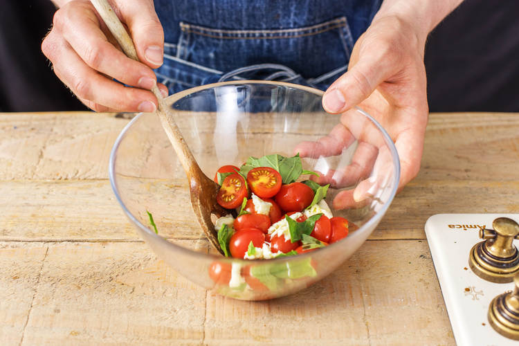 Mix the Salad