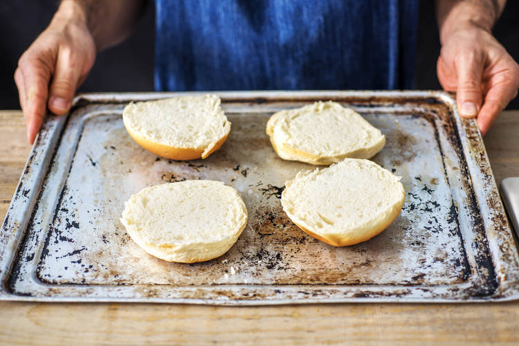 TOAST THE BUNS