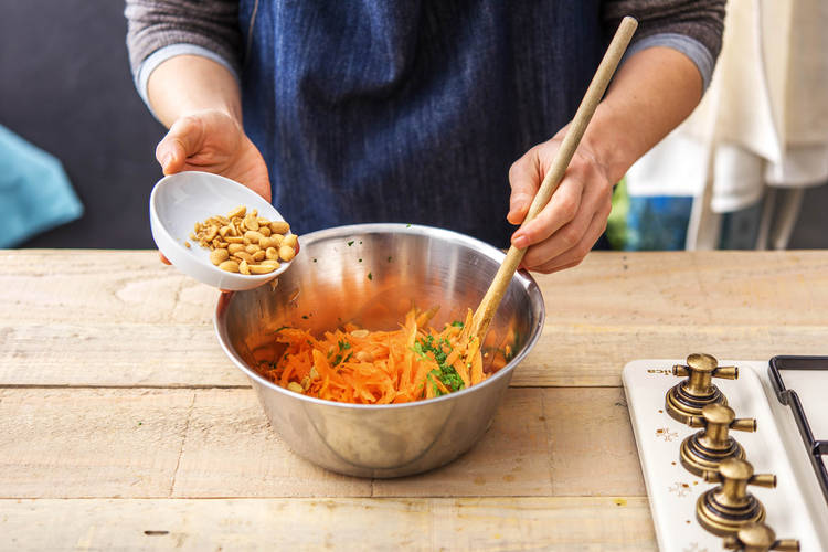 MAKE THE SLAW