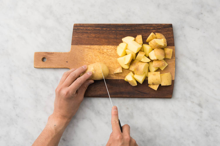 Découper les pommes de terre