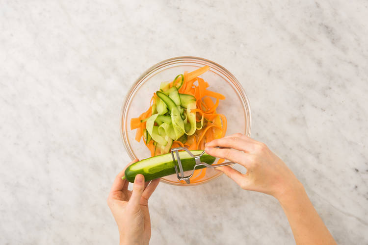 1 PRÉPARER LA SALADE