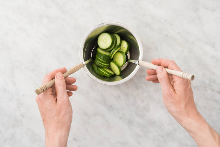 Préparer le concombre