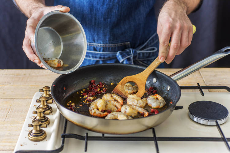 Pop in the Prawns