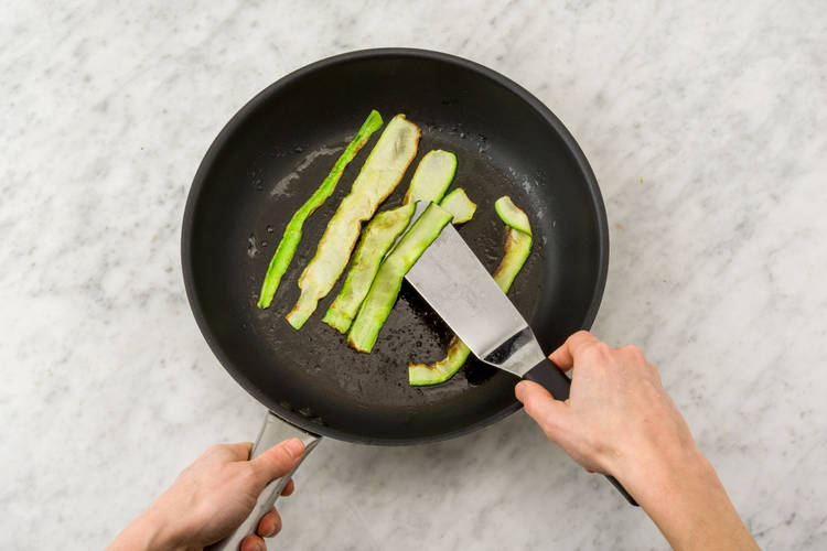 Courgette grillen