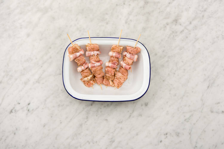 GYROS-SPIESSLI VORBEREITEN