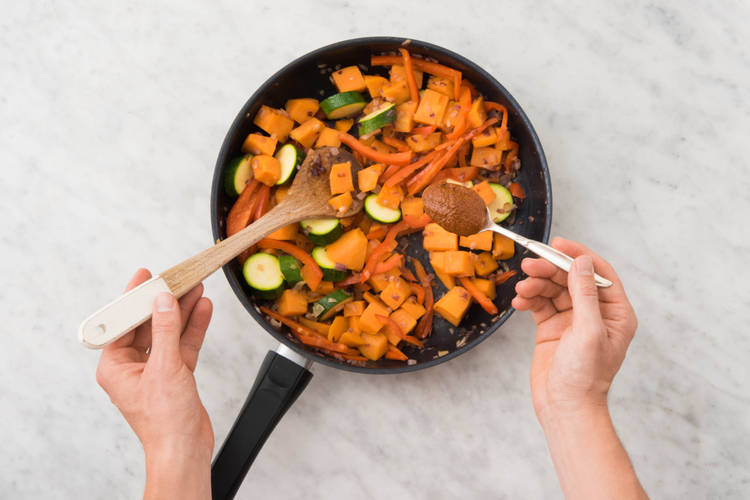 CURRY WEITERKÖCHELN