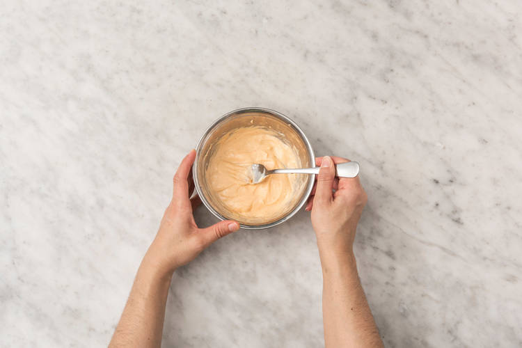 GRILLER LES PAINS ET FAIRE LA MAYO