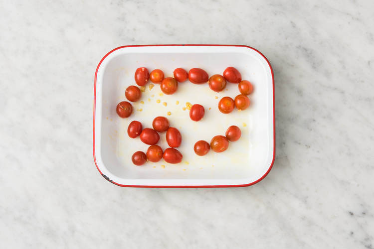 Enfournez les tomates