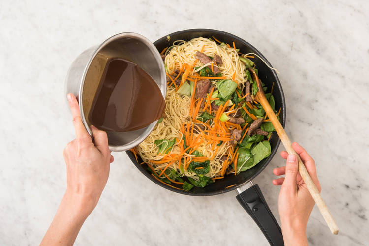 5 ASSEMBLER LE SAUTÉ