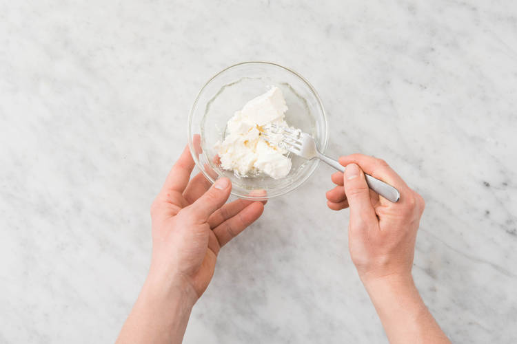 Für die Tomaten-Feta-Crème