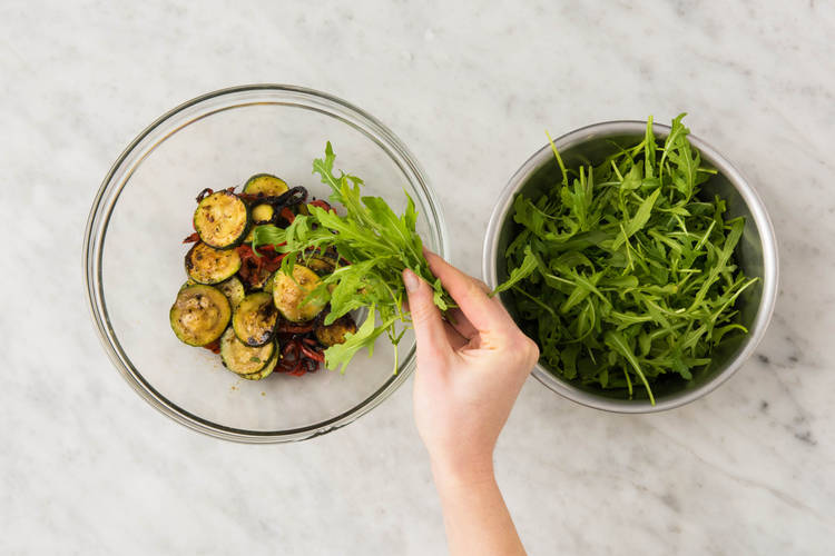 Rucola marinieren