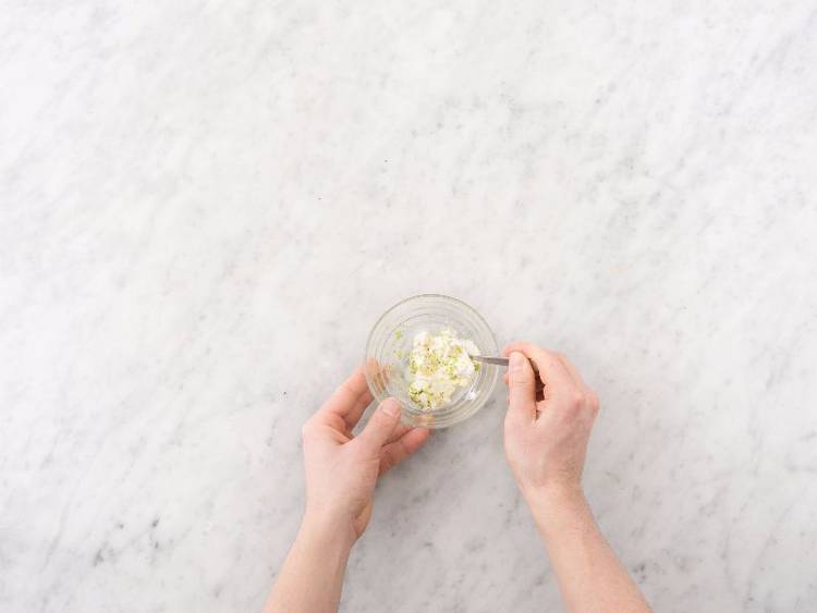 Make Lime Crema