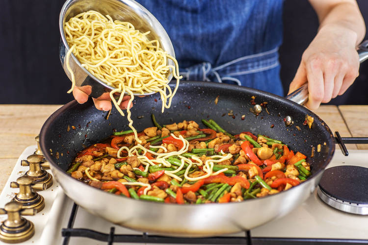 Add the noodles
