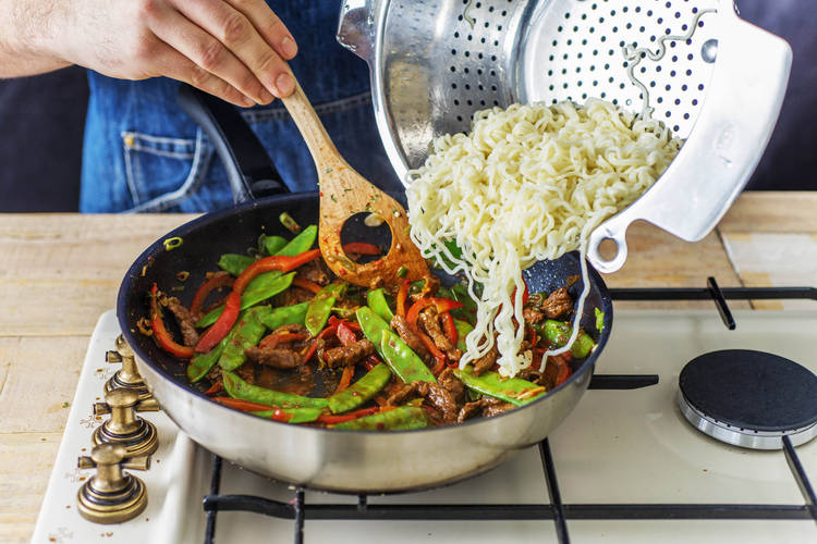 Add the noodles