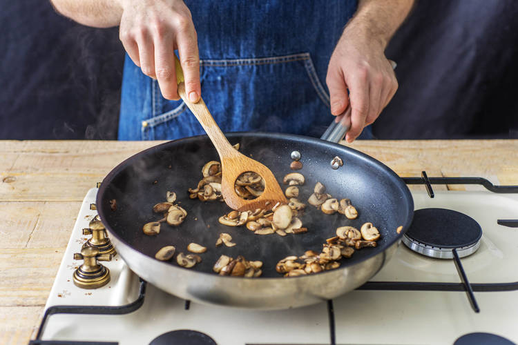 Fry the mushrooms