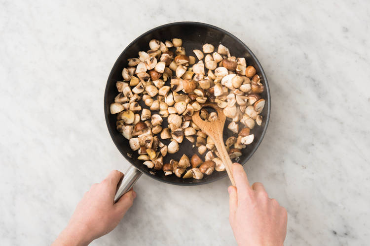 Cuire à l'eau et à la poêle